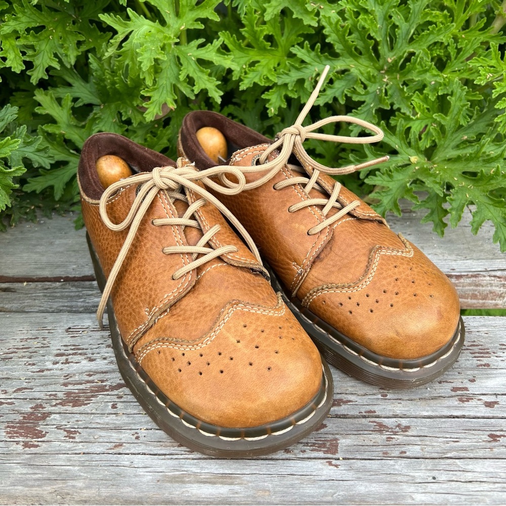 Dr. Martens Brown Leather Lace-Up Wingtip Derby Shoes
